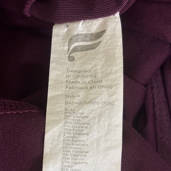 Fabletics Sports Bra Womens Size 2X Plum Purple Cross Back Cutout Athletic - Picture 4 of 5